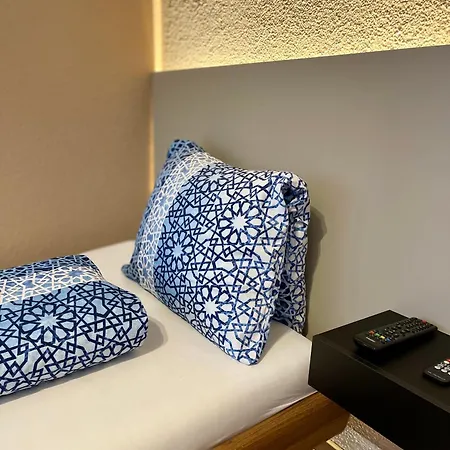 Hecht Otel 3*