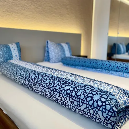Hecht Hotel